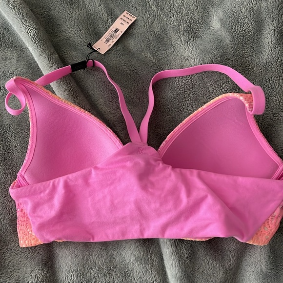 Victoria’s Secret - Picture 5 of 11